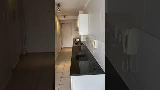 Immaculate 0.5 Bedroom apartment in Gardens Cape town