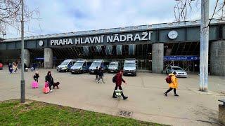 Prague Main Railway Station ( Praha hlavní nádraží )