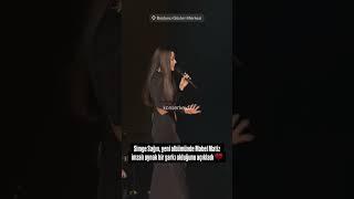 simge yepyeni anahtar şarkısıyla güzel sürprizler geliyor bostancı gösteri merkezi #live #concert
