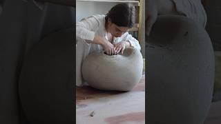 Coiling Pots Horizontally #pottery