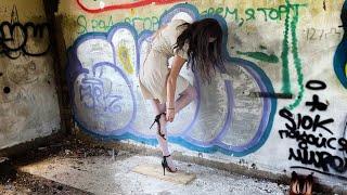 Sinking high heels in wooden plank, high heels bending, one heel standing, high heels crush (# 1467)