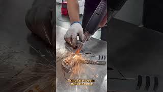 Handheld laser welding machine