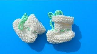 Проще простого.Пинетки для новорожденных на 2 спицах.Booties for newborns with 2 needles. Very easy