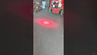 Рабочий тест фар Red Dunger Zone (Красная опасная зона). Маркерные фонари на погрузчик.