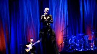 Part II of Mariza's grand finale: 'Povo Que Lavas No Rio', Cantanhede, 29/07/09