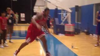 DimeTV - Chicago Bulls Rookie James Johnson Breakdancing At 2009 NBA Rookie Photo Shoot