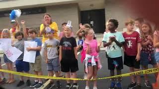 2022 Leila G Davis Elementary School 5th Grade clap out