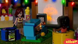 It's backyard movie night! Lego Friends build & review