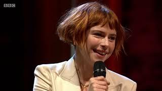 Jessie Buckley sings "Glasgow" from the film "Wild Rose" at the BAFTAs 2020.