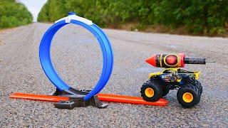 Experiment: XXL Roket Engine for Car vs Loop Track