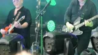 The Cure - A Forest (Live in Moscow)@ Maxidrom 2012 HD