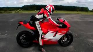 MCN Roadtest - Ducati Desmosedici RR top speed test