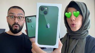 Wife REACTS to Green iPhone 13 and iPhone 13 Pro 