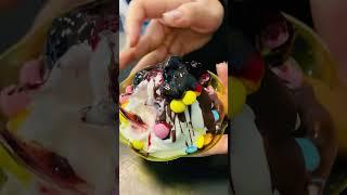 yogurt with smarties & blueberries on the top #ytshorts #yogurt #yummyfood #viral #trend #sayisfying