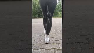 Latex Leggings  Instagram @shiny.safira