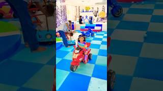 Brum naik motor merah