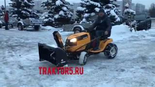 Мини трактор Cub Cadet LT3 с шнекороторным снегоуборщиком