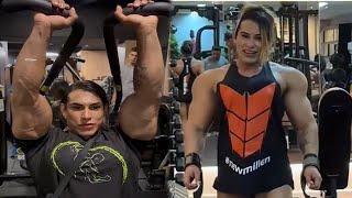 27 Year Old Natural Female Bodybuilder