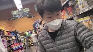 Toast Being Yvonne's Dad at the Grocery Store