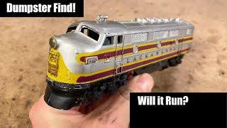 Disgusting, Seized 1950s HO Scale Locomotive - Will it Run Again?