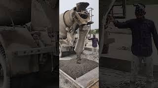 how to unloading transit mixer (TM) at construction site|| construction site pe TM||civil engineer