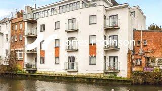 9 Nicholas Wharf, West Mills, Newbury, RG14 5HP - FOR SALE