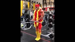 Barbell biceps raise #fitness #gym #bodybuilding #biceps #bicepsworkout #barbell