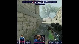 Hallzerk dominates with the SSG 08 against FaZe!