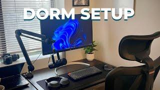 MINIMALIST DORM SETUP TOUR OF A PAKISTANI STUDENT IN THE USA!  