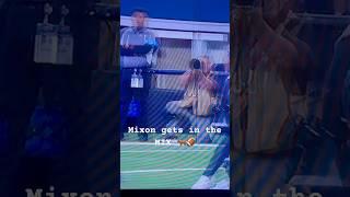 Mixon scores during the Monday Night Football Game #funforfans #mnf #mixon