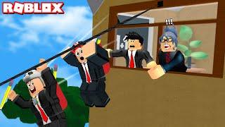 Canavar Müdürün Okulundan Kaçıyoruz!! - Panda ile Roblox School Escape Obby!