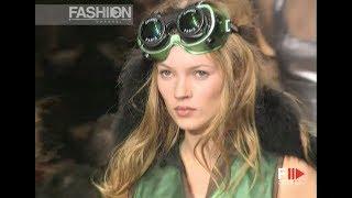 CHANEL Fall 1994/1995 Paris - Fashion Channel