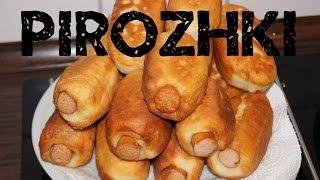 Pirozhki mit Würstchen/Жареные пирожки с сосиками/ Pirozhki with sausages (russian food)