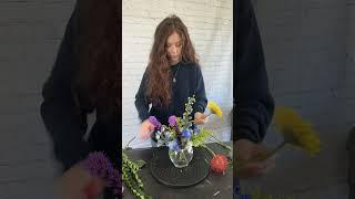 Victoria Designing a Spring Arrangement! #arrangement #youtubeshorts #flowers #roses #shorts 