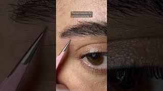 Point tip tweezers easily get rid of any kind of facial hair ️ #satisfying #brows #tweezers