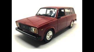 VAZ 2104 Kombi Lada Riva Estate Nova 1/24 Scale Collectible Model Car (1984)