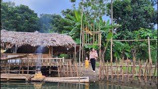 single mom - making automatic doors for her garden renovating house after storm | Ly tieu tieu