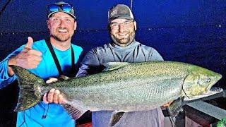 August Lake Michigan Salmon "SMACKDOWN" !!!...HUGE Fish!!!