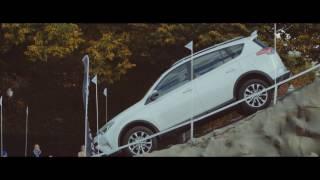 Вывешиваем Toyota RAV4. Тест полного привода и внедорожных ассистентов