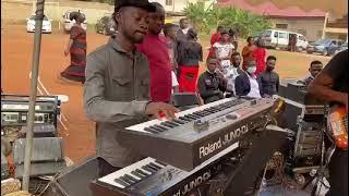 Woooooow Obolo bazz with his hot line sections with obolo sticks