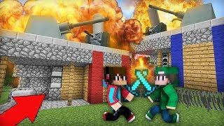 МЫ С ДРУГОМ УСТРОИЛИ БИТВУ КУЗНИЦ В МАЙНКРАФТ | Компот Minecraft