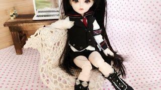 Changing clothes for BJD doll (Maro)