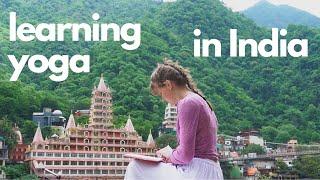 A Day in My Life as a Yoga Student: Vinyasa Yogashala in Rishikesh, India