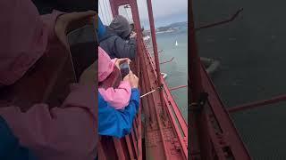 Officer Rescues Phone From Golden Gate Bridge  #respectmyregion #viral #sanfrancisco #fyp