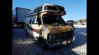 Beautiful abandoned classic Dodge Ram truck - Car Spa - Vehicle restoration