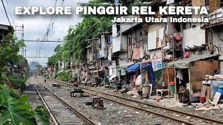 Sensasi Berjalan Di Pinggir Rel Kereta Jakarta | Real Walking Experience