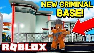 EXPLORING THE *NEW* CRIMINAL BASE!! (Roblox Mad City Season 2 Update)