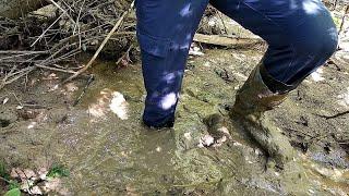 Deep immersion of rubber boots in clay (part 2)