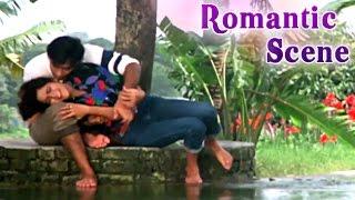 Ajay Devgan & Madhoo Romancing | Romantic Scene | Phool Aur Kaante | Hindi Film