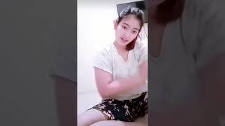 Hot Live TikTok Bigo sexy tembem paha mulus belahan susu pink montok empuk kenyal nafsuin bkinTegang